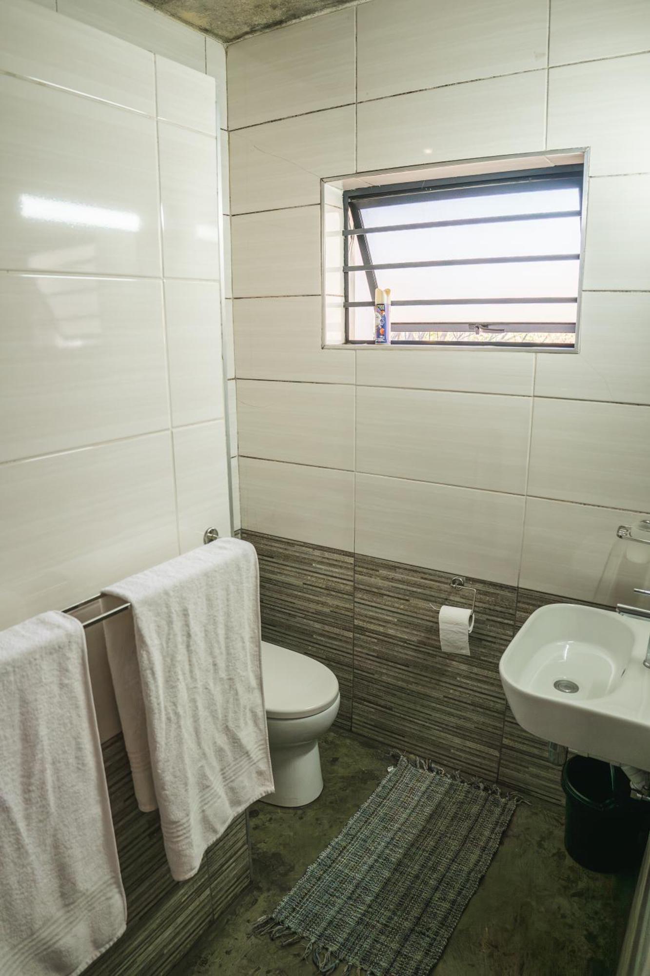 Hotel The Wild Peach - Menlyn à Pretoria-Noord Extérieur photo