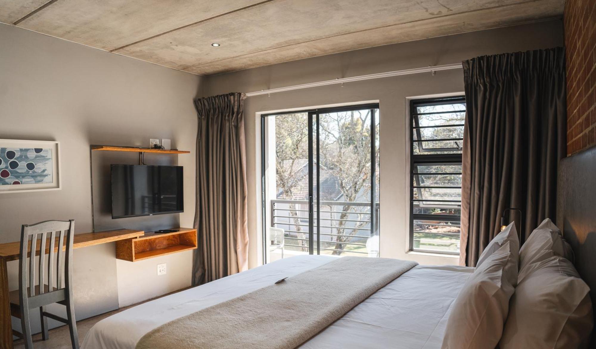 Hotel The Wild Peach - Menlyn à Pretoria-Noord Extérieur photo