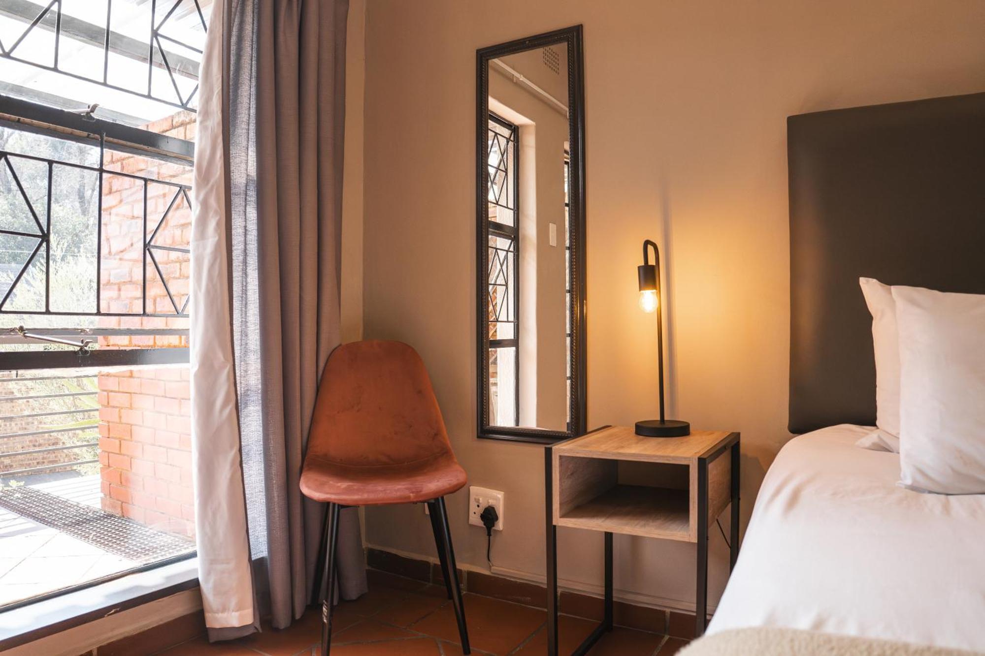 Hotel The Wild Peach - Menlyn à Pretoria-Noord Extérieur photo