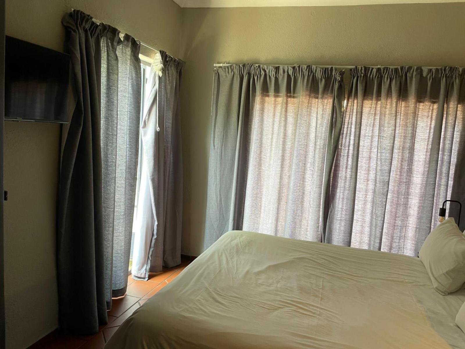 Hotel The Wild Peach - Menlyn à Pretoria-Noord Extérieur photo