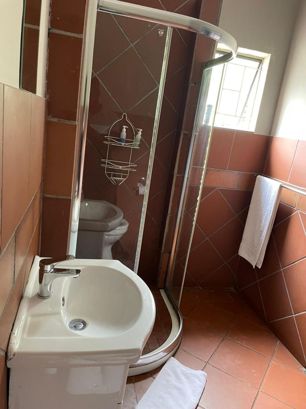 Hotel The Wild Peach - Menlyn à Pretoria-Noord Extérieur photo