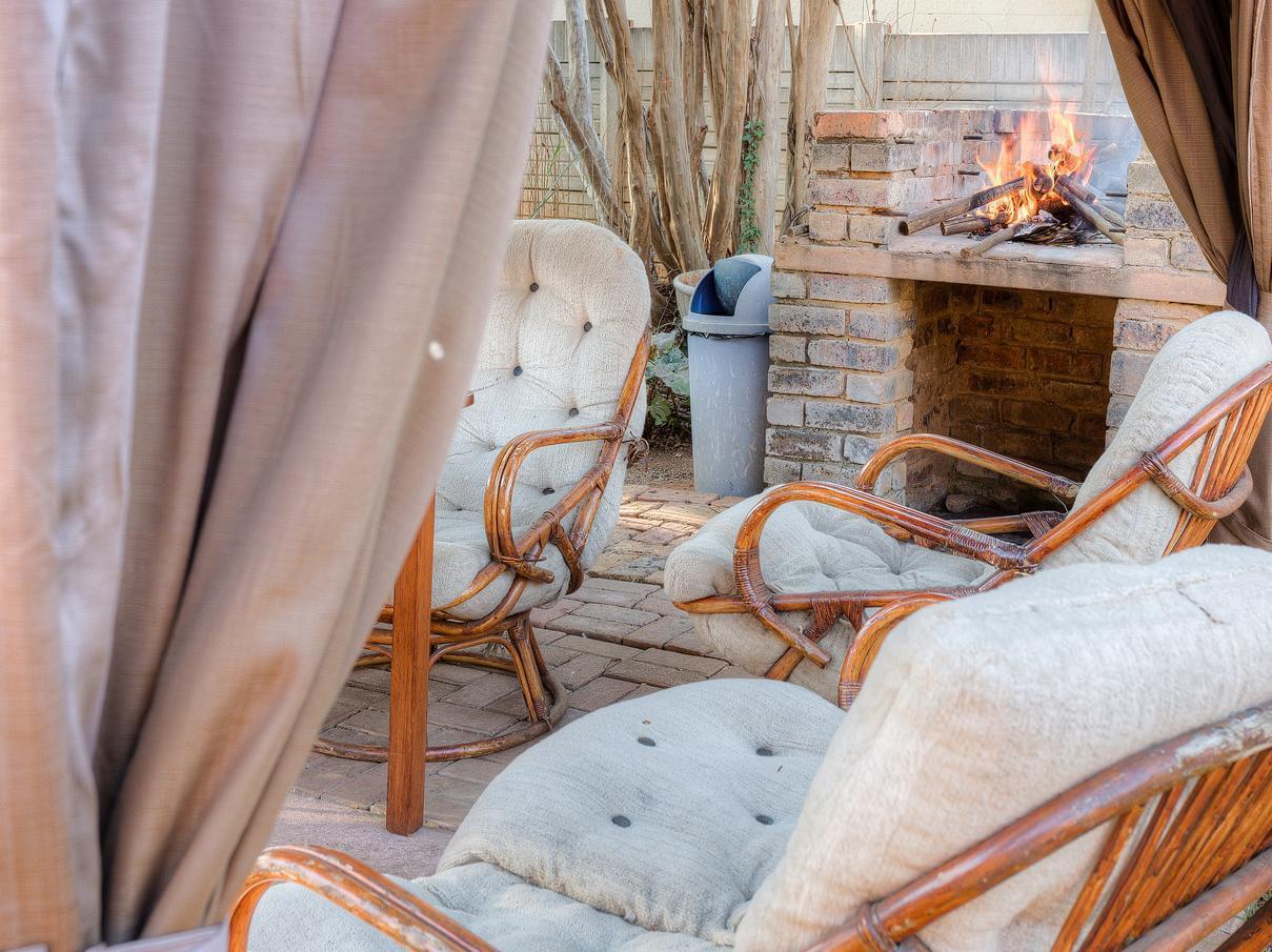 Hotel The Wild Peach - Menlyn à Pretoria-Noord Extérieur photo